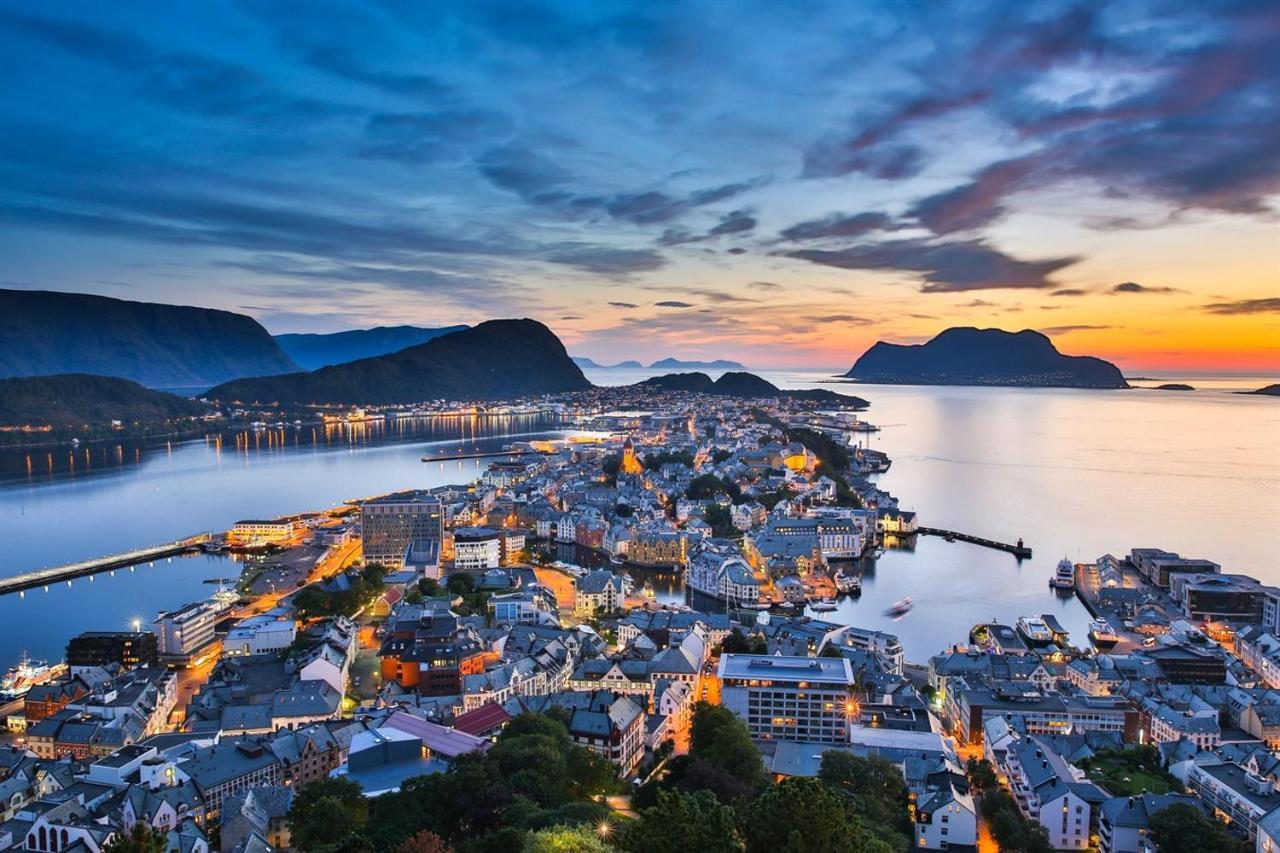 Four Monkeys Hotel Alesund Luaran gambar