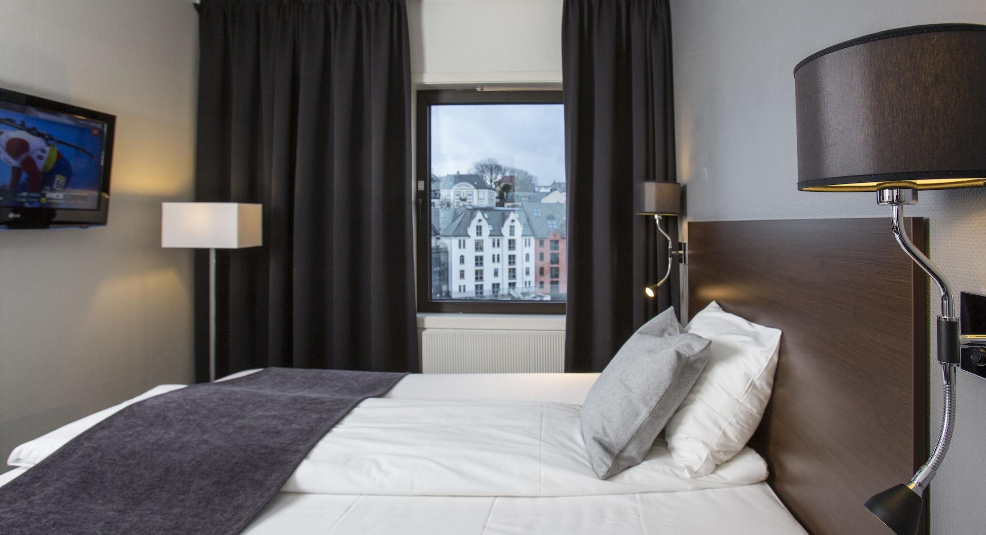 Four Monkeys Hotel Alesund Luaran gambar