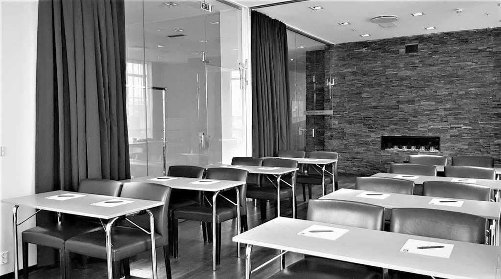 Four Monkeys Hotel Alesund Kemudahan gambar