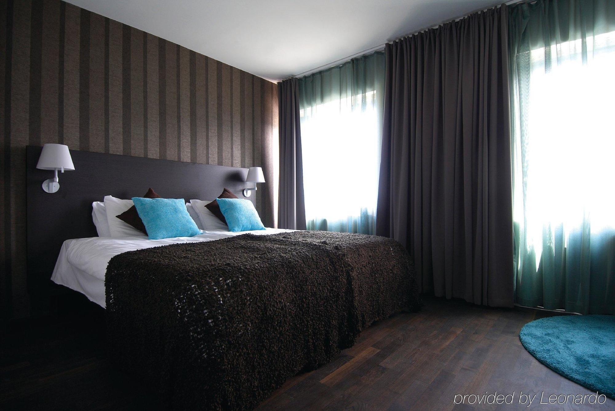Four Monkeys Hotel Alesund Bilik gambar