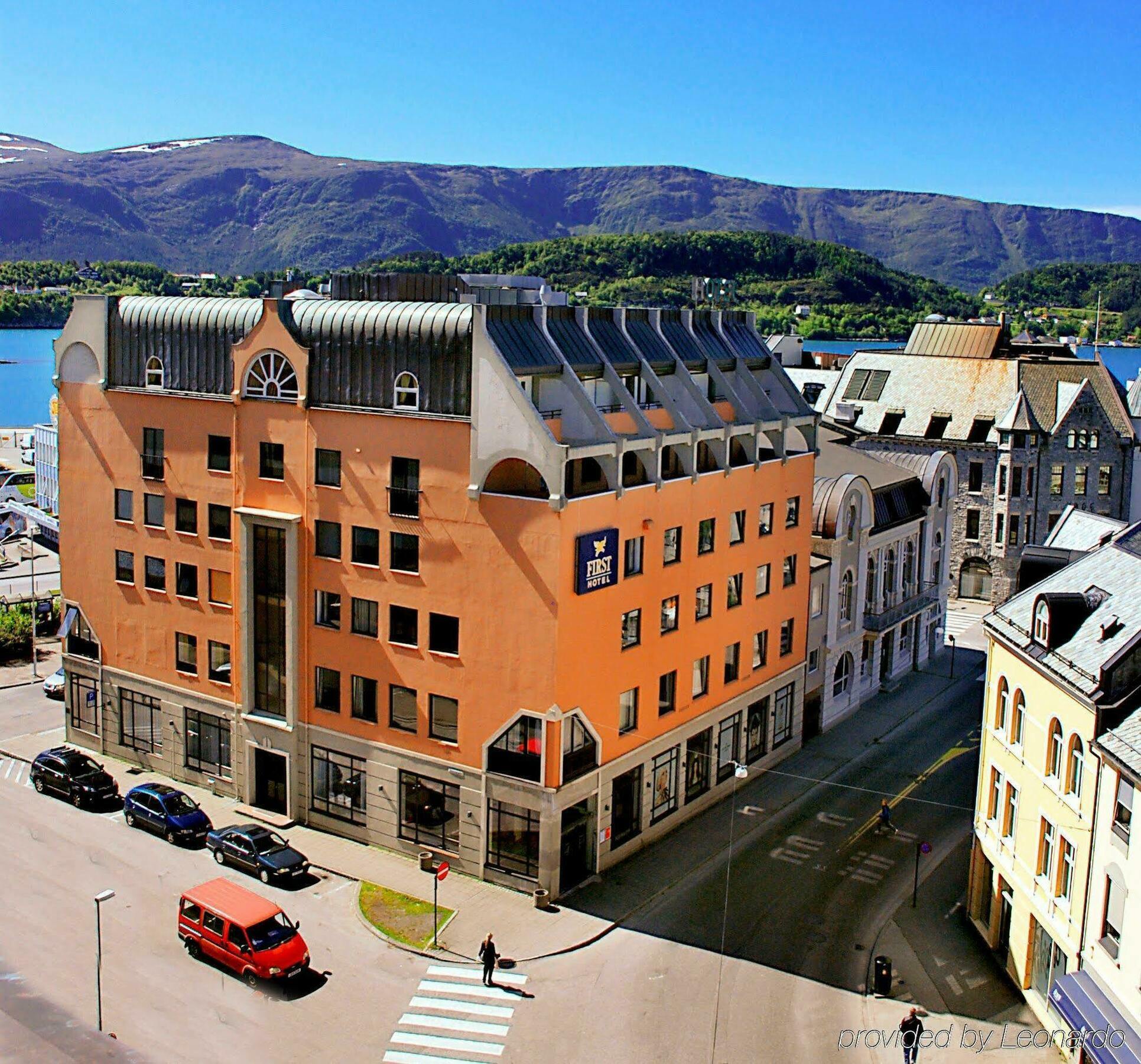 Four Monkeys Hotel Alesund Luaran gambar